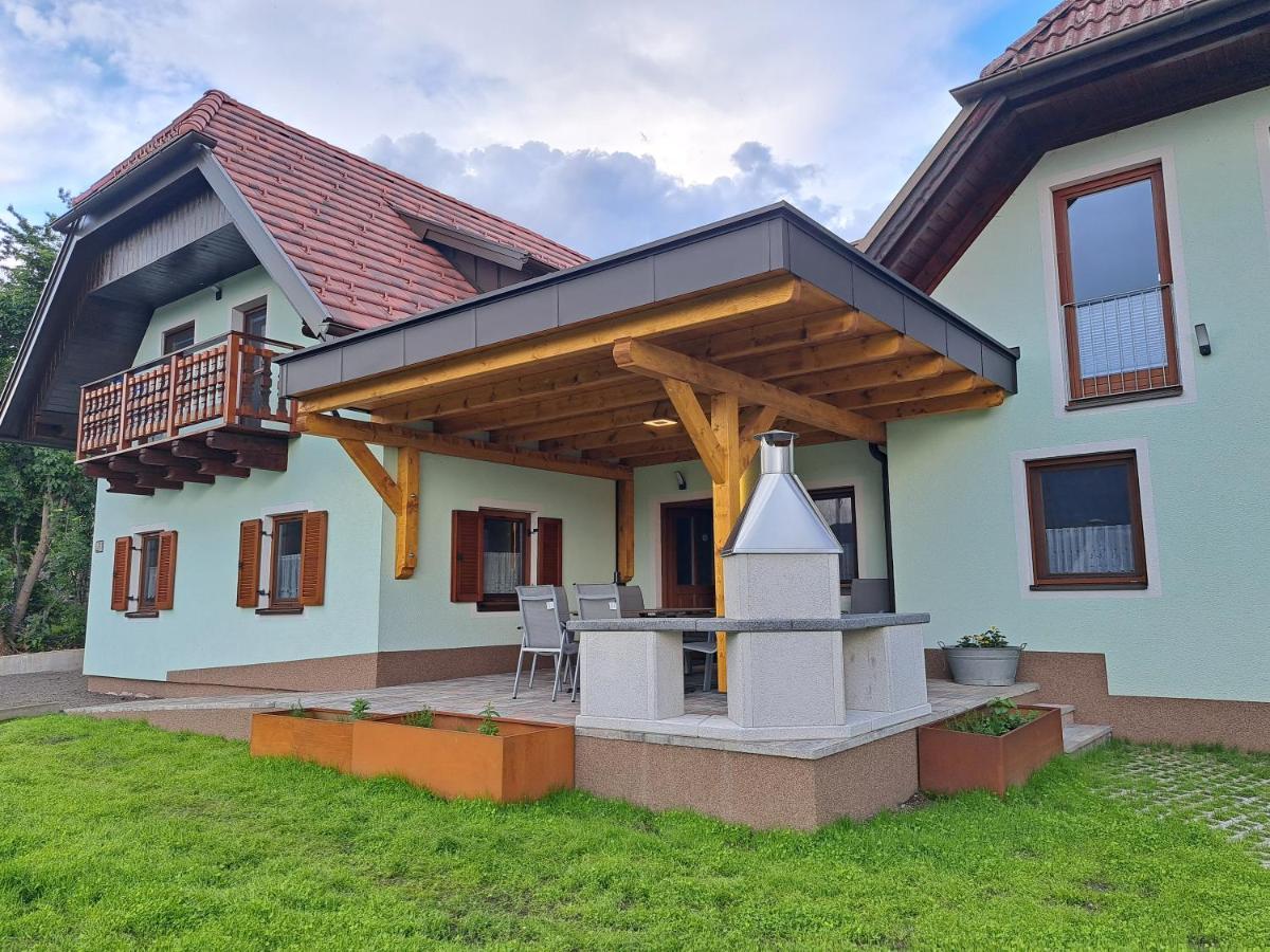 Gasthof Knappenwirt Mariahof ภายนอก รูปภาพ