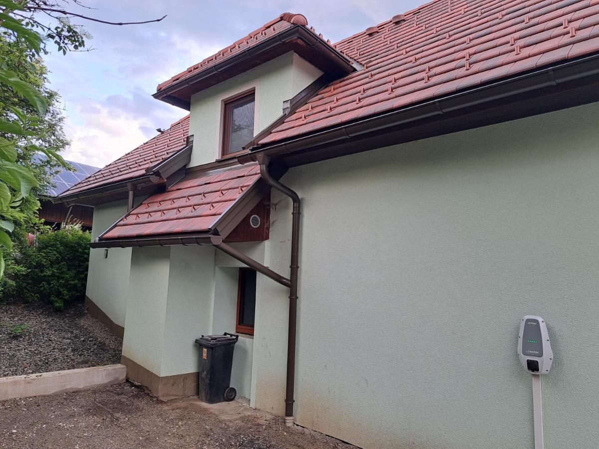 Gasthof Knappenwirt Mariahof ภายนอก รูปภาพ